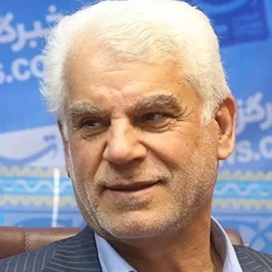 عکس نمایهٔ محمود بهمنی