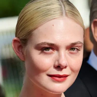 عکس نمایهٔ Elle Fanning
