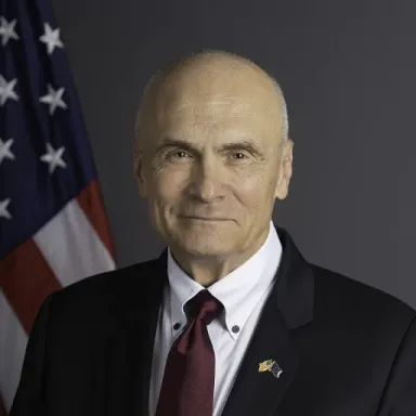 عکس پروفایل Andrew Puzder