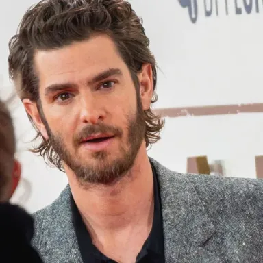 عکس نمایهٔ Andrew Garfield