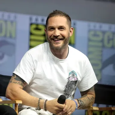 عکس نمایهٔ Tom Hardy