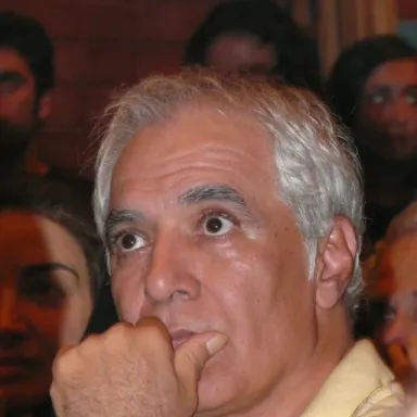 عکس نمایهٔ محمود کلاری