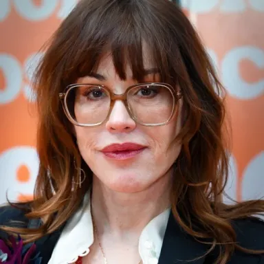 عکس نمایهٔ Molly Ringwald