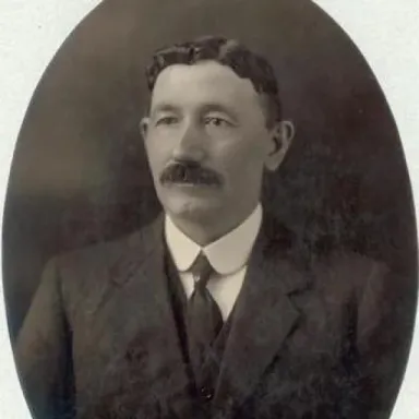 عکس نمایهٔ James Sharpe (Australian politician)