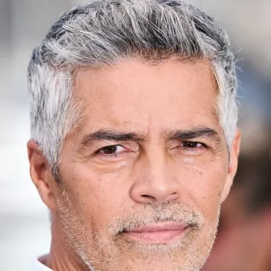 عکس نمایهٔ Esai Morales