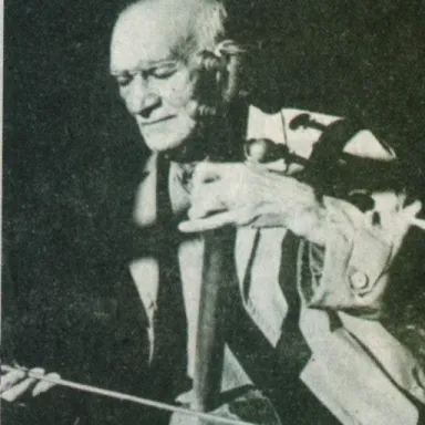 عکس نمایهٔ همتعلی سالم