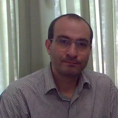 عکس نمایهٔ امید طبیب‌زاده