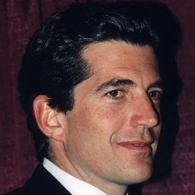 عکس نمایهٔ John F. Kennedy Jr.