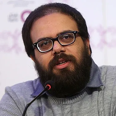 عکس نمایهٔ خسرو نقیبی