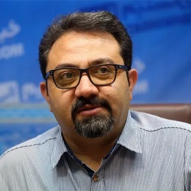 عکس نمایهٔ پیروز ارجمند تاج‌الدینی
