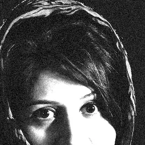 عکس نمایهٔ رزا جمالی
