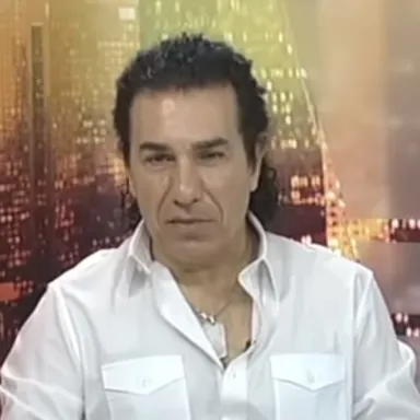 عکس نمایهٔ کوروس شاهمیری
