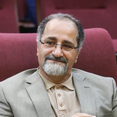 عکس نمایهٔ فریدون وردی‌نژاد