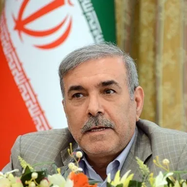 عکس نمایهٔ مرتضی بانک