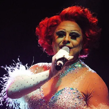 عکس نمایهٔ La Voix (drag queen)