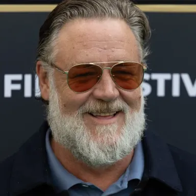 عکس نمایهٔ Russell Crowe