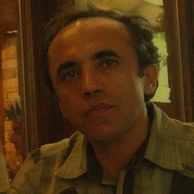 عکس نمایهٔ مهدی بزرگمهر