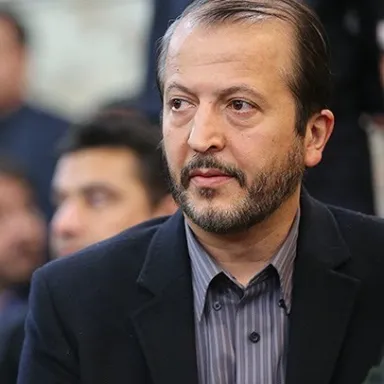 عکس نمایهٔ فرهاد دانشجو