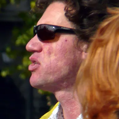 عکس نمایهٔ Chris Morris (satirist)