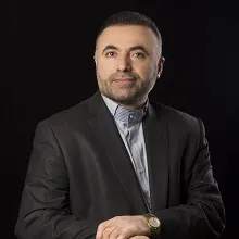 عکس نمایهٔ عطاءالله حکیمی