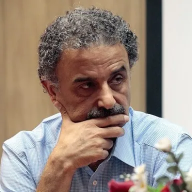 عکس نمایهٔ احمد امینی