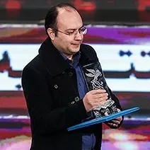 عکس نمایهٔ امین هنرمند