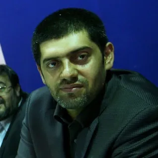 عکس نمایهٔ محمد دامادی