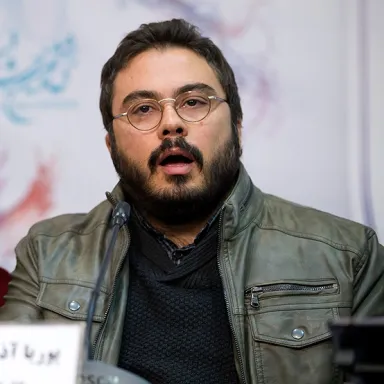 عکس نمایهٔ پوریا آذربایجانی