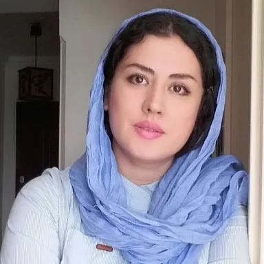 عکس نمایهٔ شهلا زرلکی