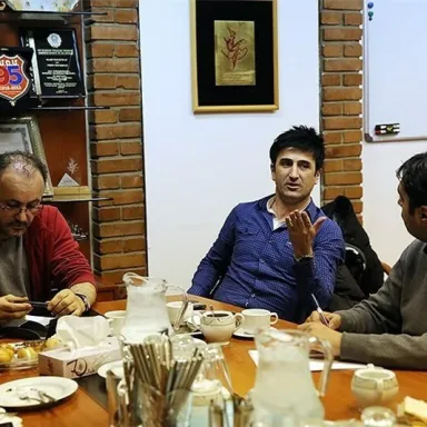 عکس نمایهٔ ادموند اختر