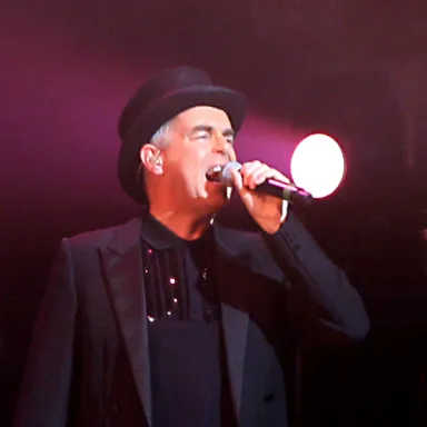 عکس نمایهٔ Neil Tennant