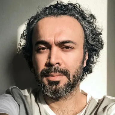 عکس نمایهٔ فرزاد فتاحی