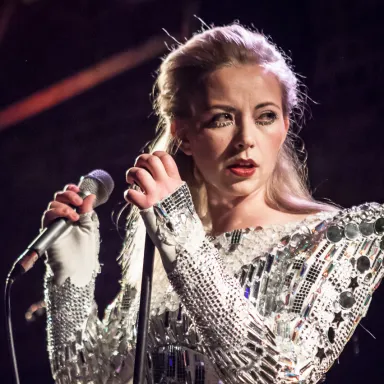 عکس نمایهٔ Charlotte Church