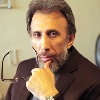 عکس نمایهٔ حسین شهابی