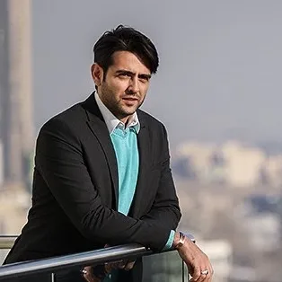 عکس نمایهٔ امیرحسین آرمان
