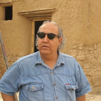 عکس نمایهٔ حسن نجفی