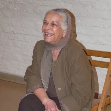 عکس نمایهٔ فخری گلستان