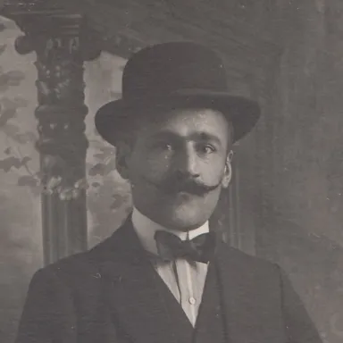 عکس نمایهٔ جناب دماوندی