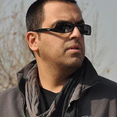 عکس نمایهٔ رضا میلانی