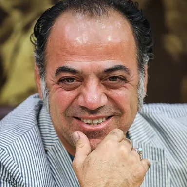 عکس نمایهٔ جواد افشار