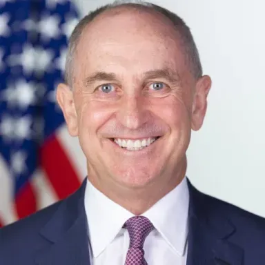 عکس نمایهٔ Chris Liddell