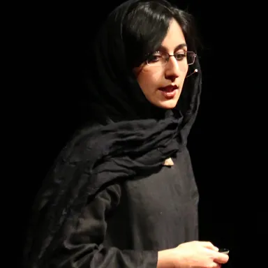 عکس نمایهٔ لیلا عراقیان