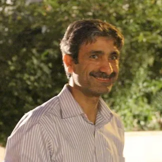 عکس نمایهٔ حسین بهاروند