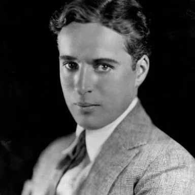 عکس نمایهٔ Charlie Chaplin