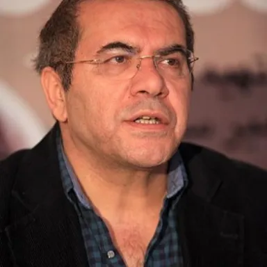 عکس نمایهٔ امیر سمواتی