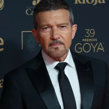 عکس نمایهٔ Antonio Banderas