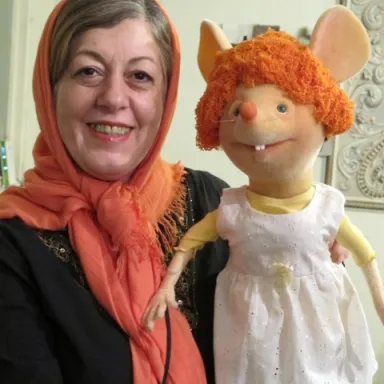 عکس نمایهٔ آزاده پورمختار