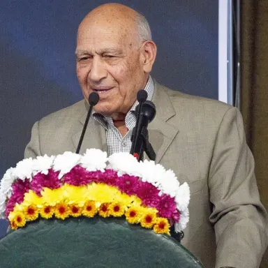 عکس نمایهٔ اردشیر قوام‌زاده
