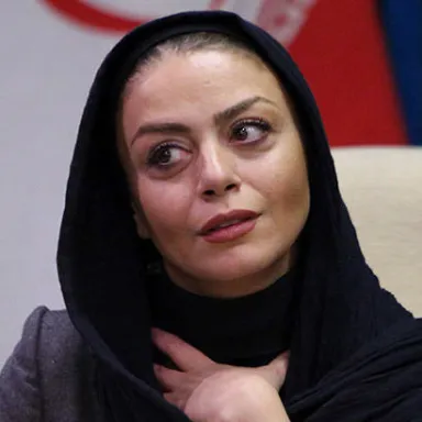 عکس نمایهٔ شبنم فرشادجو
