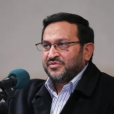 عکس نمایهٔ حمیدرضا مقدم‌فر